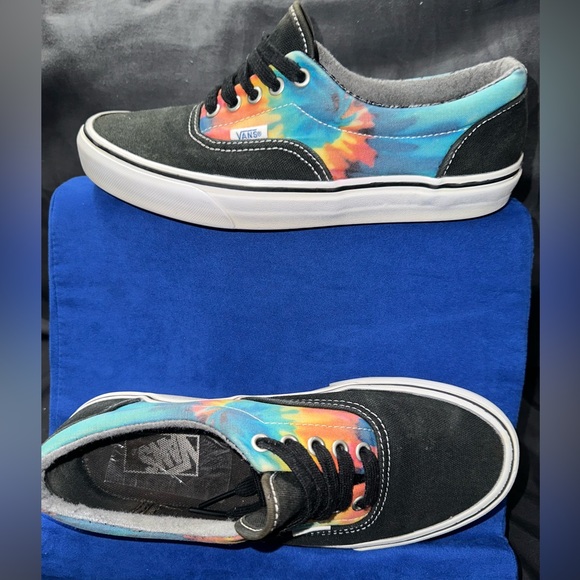 Good condition VANS OF the WALL - Picture 1 of 3